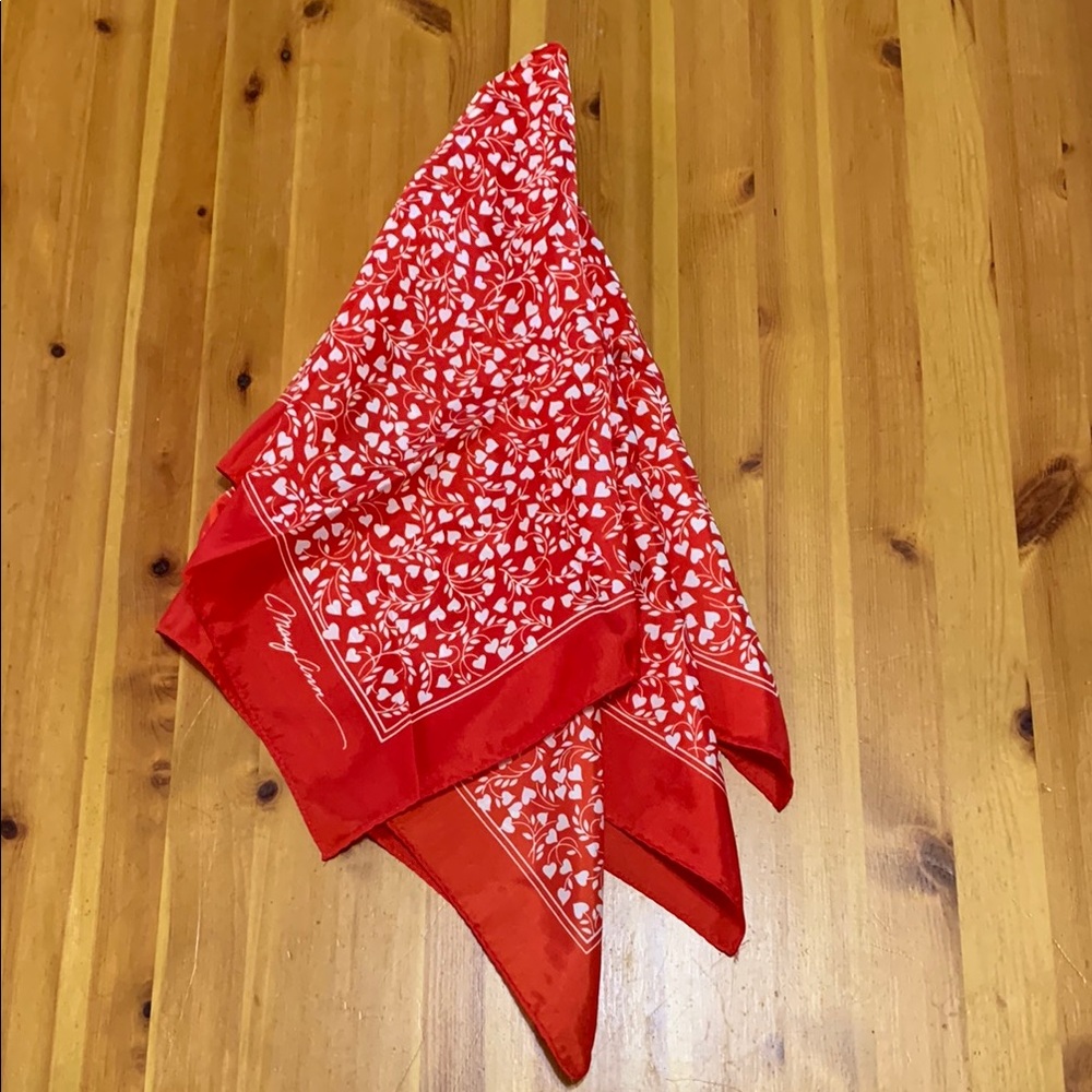 Vintage Hallmark signed Mary Ann, Red and White Floral Scarf, made in Japan - Picture 2 of 11